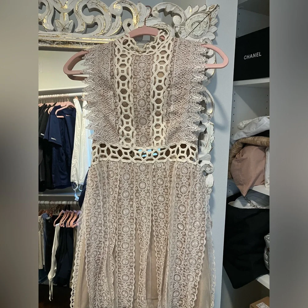 FREE PEOPLE Forever Lace Crochet Babydoll OPEN Back Mini Dress SZ 2 - Picture 4 of 7